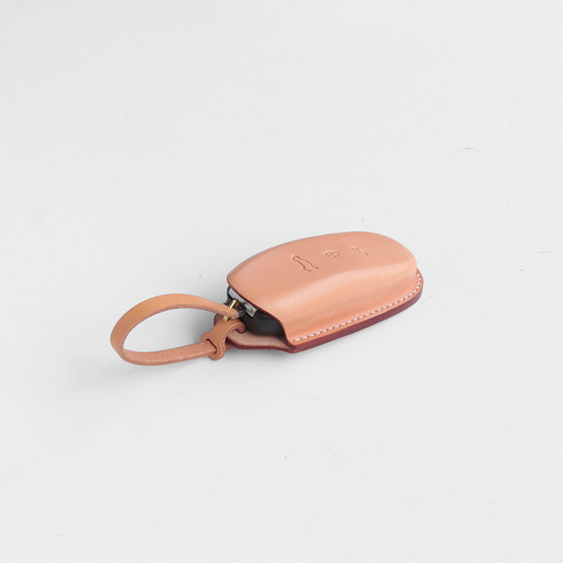 Porsche Cayenne Handmade Leather Key Sheath Closeup
