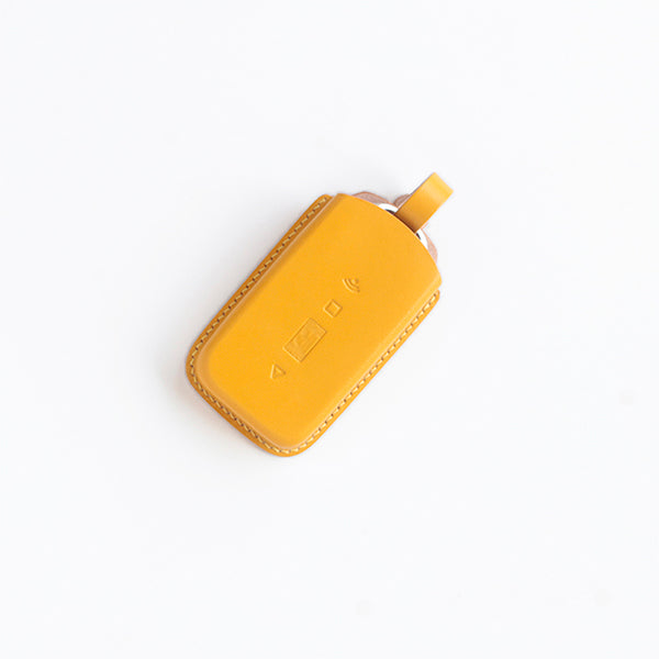 Brown leather key sleeve for Rolls-Royce Ghost, vintage-style distressed finish
