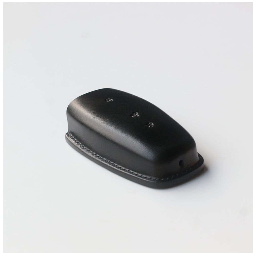 Aston Martin DBX key case