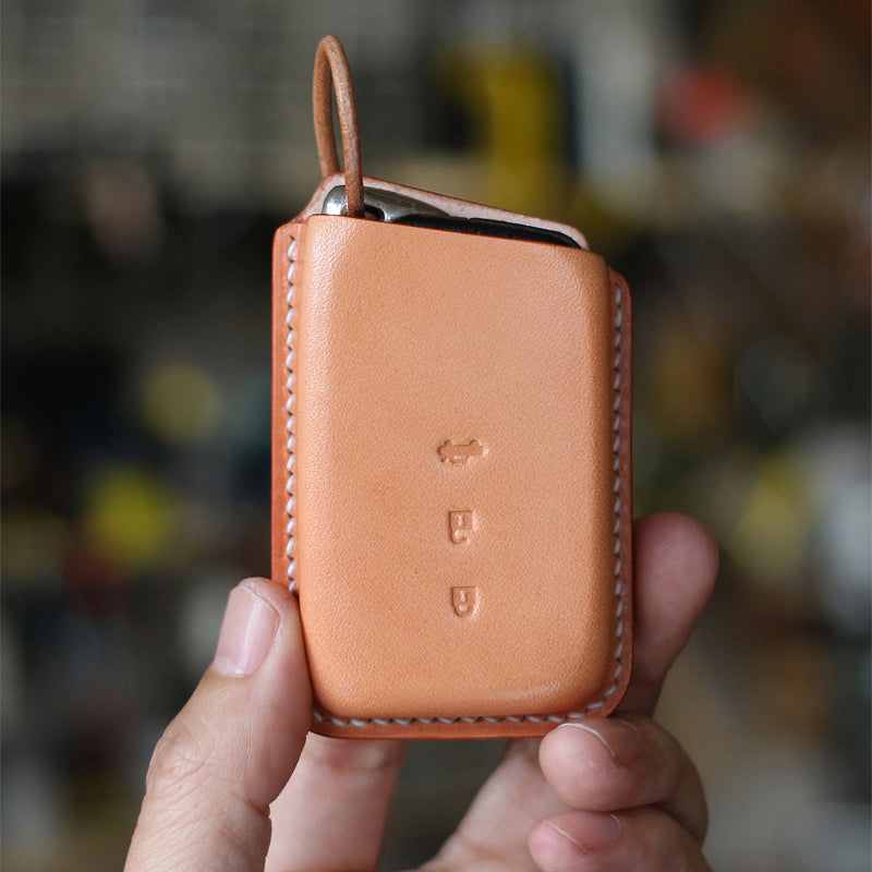Genuine leather key holder for Lexus vehicles
