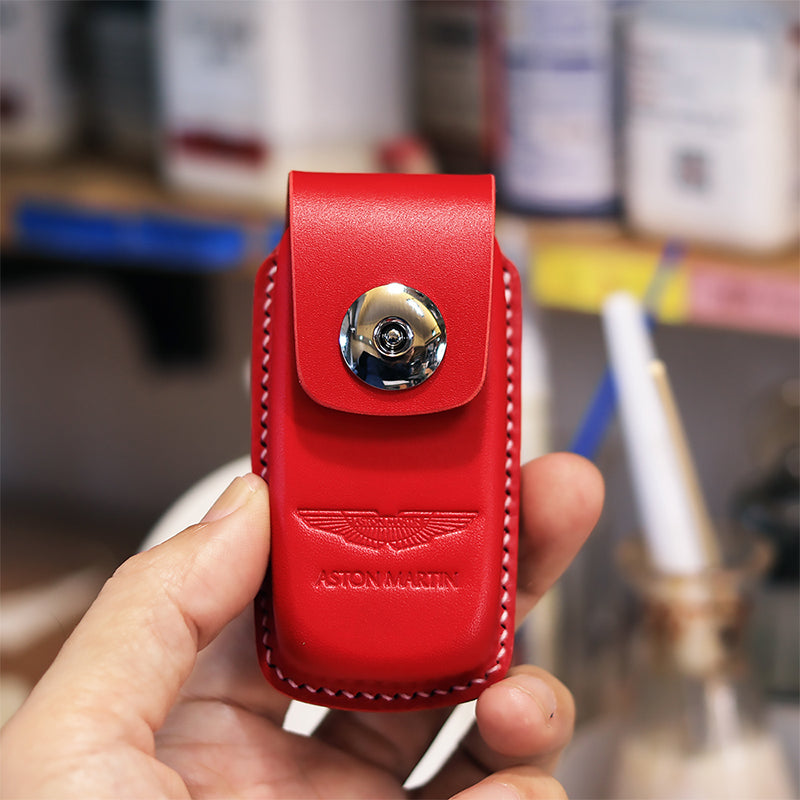 Handcrafted Full-Grain Leather Key Fob Case for Aston Martin DBS/DB7/DB9/V8 Vantage – Magnetic Closure (Fits Vintage Crystal-Head Keys)