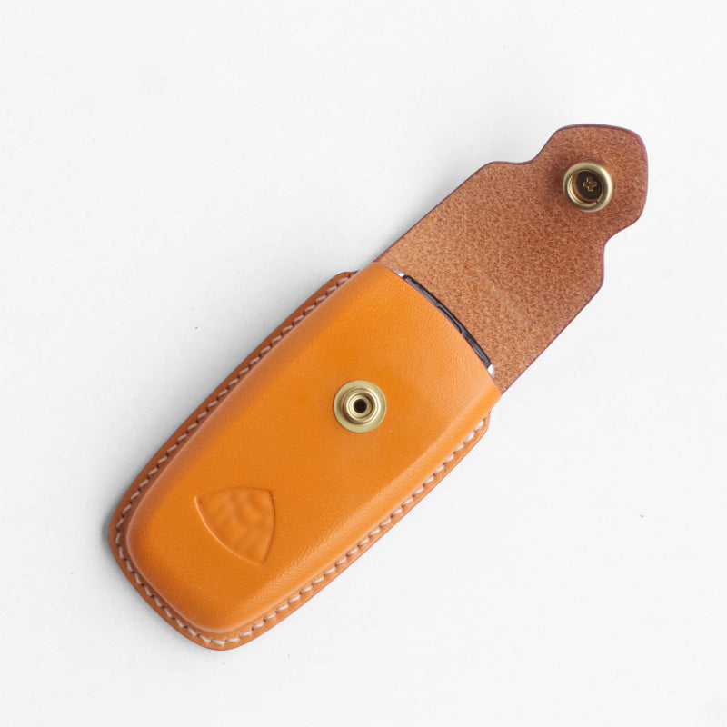 S680 key holder with button cutout